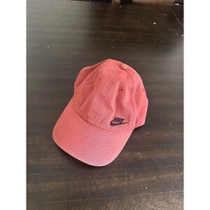 Daily Doses | Accessories | Mn Red Gator Cleveland Cavaliers  display picture 1